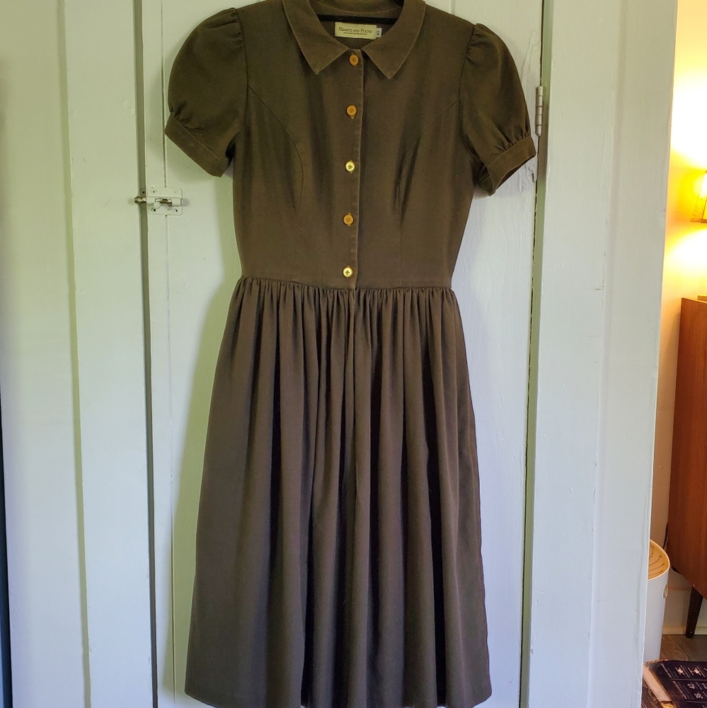 Heartsandfound Judy Dress in Hunter Green Linen